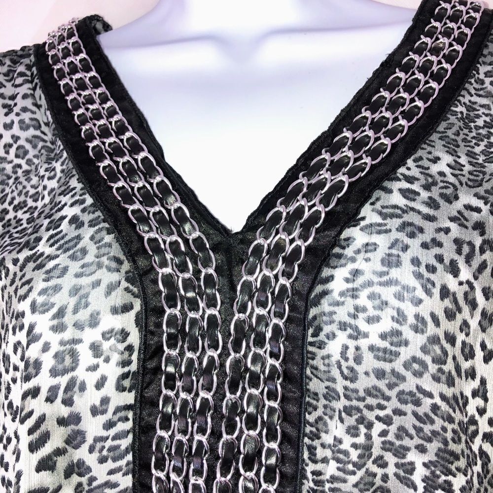 Evolution Blouse  - Picture 3 of 5